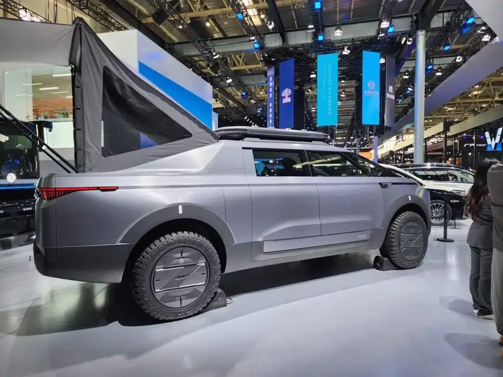 Tesla Cybertruck copycat Dongfeng produces 1,305 HP