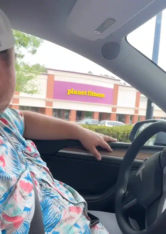 Tesla owner asks FSD to take him somewhere he's never been before and is astounded by where it goes