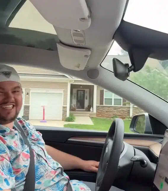 Tesla owner asks FSD to take him somewhere he's never been before and is astounded by where it goes