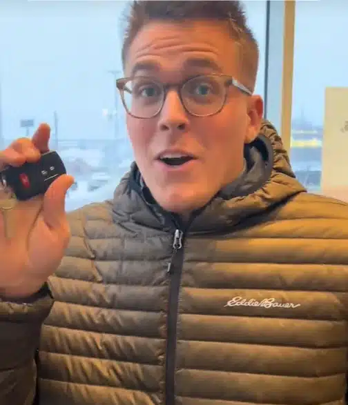 Man tries to use remote start on Toyota pickup due to weather but ends up disappointed