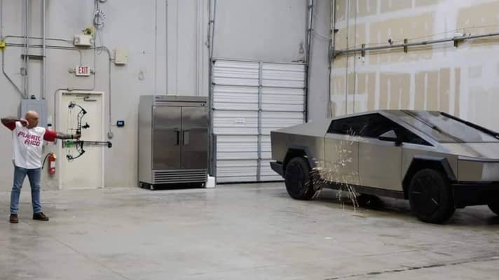 joe-rogan-elon-musk-bet-arrow-tesla-cybertruck