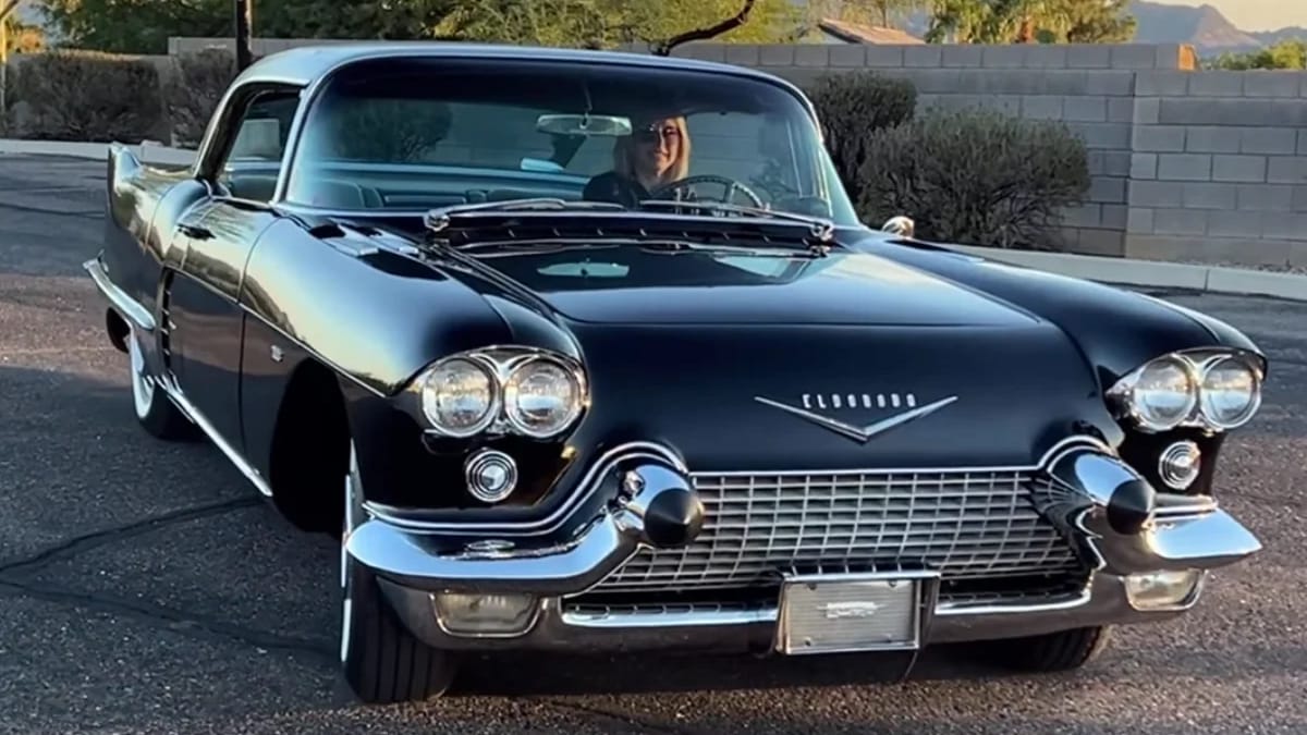 Cadillac-Eldorado-brougham-