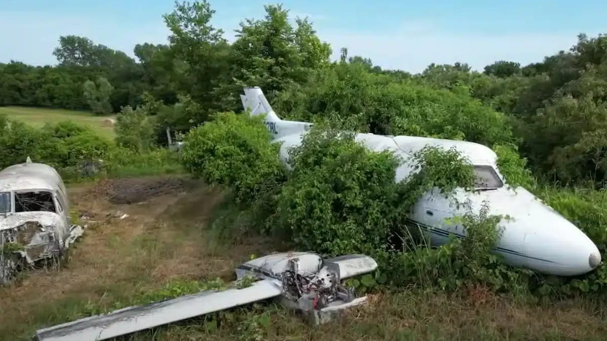 Pilot shows what it’s like inside restricted aircraft cemetery where ...