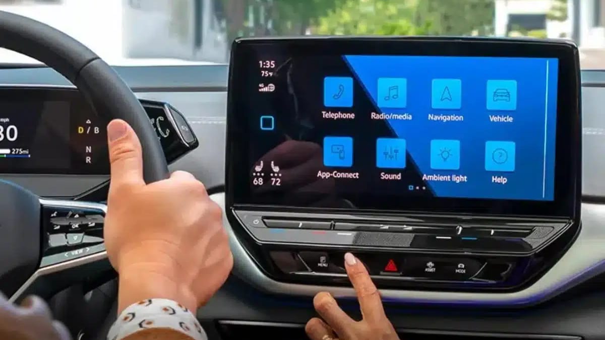 Volkswagen are making buttons return to cars because enough people ...