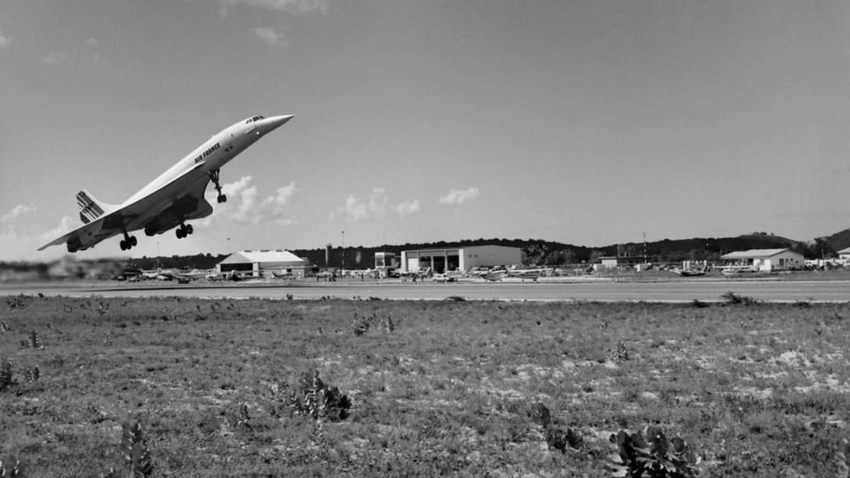 The day Concorde stole the spotlight from Air Force One with a ...