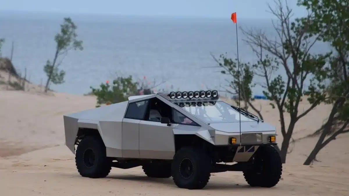Man constructs his own off-road Cybertruck from scratch