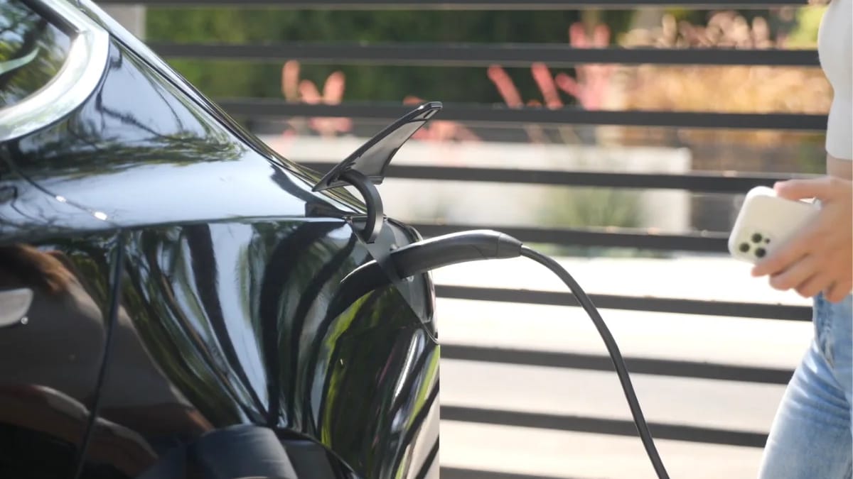 LA woman breaks down the real cost of home charging Tesla Model 3 and ...