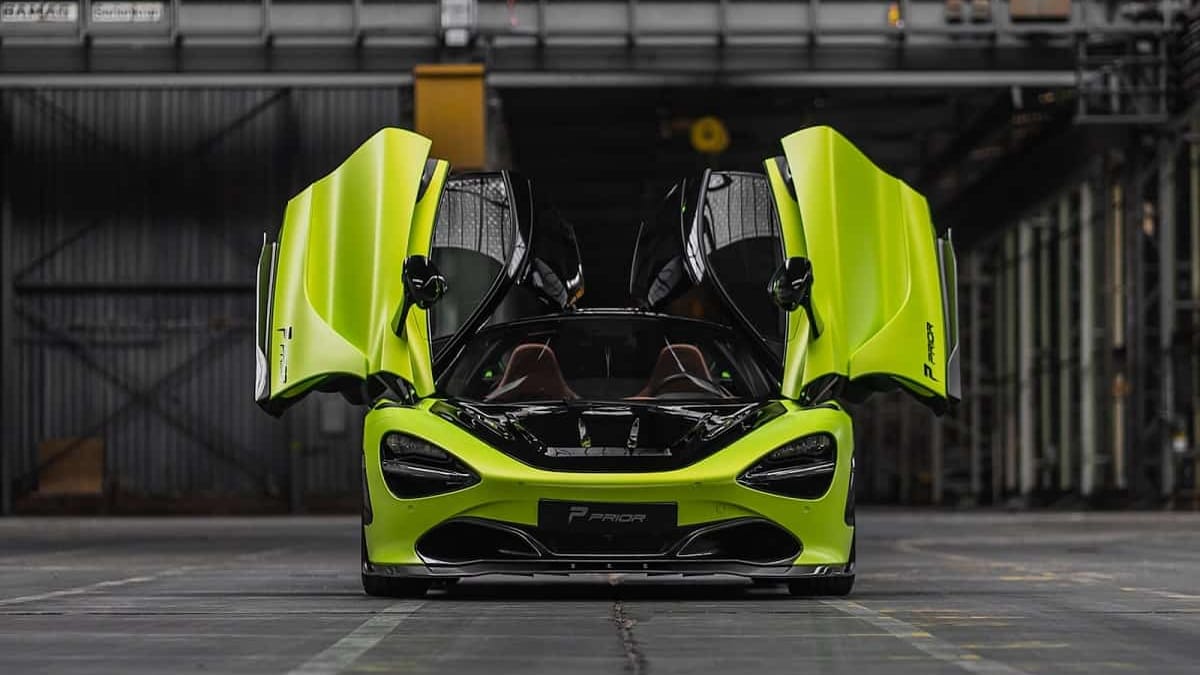 Lime-green-McLaren-720S-hero-