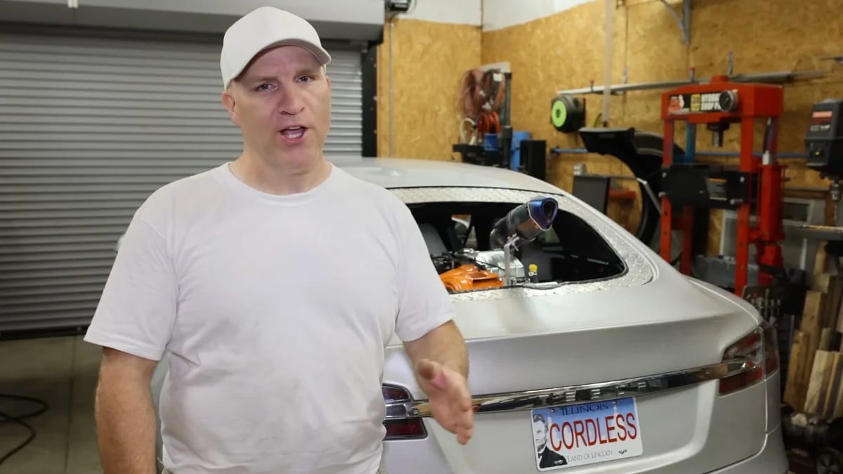 supercarblondie.com