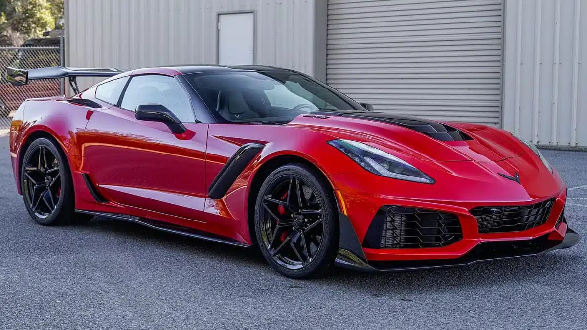 Corvette Rzr 2019 Chevrolet Corvette ZR1 3ZR has been spotted for sale with just ...