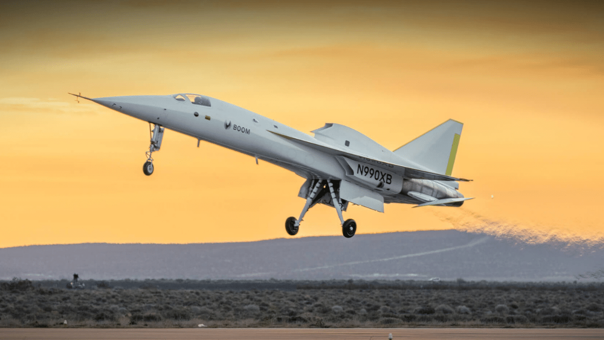 Supersonic aircraft completes landmark U.S. flight marking milestone ...