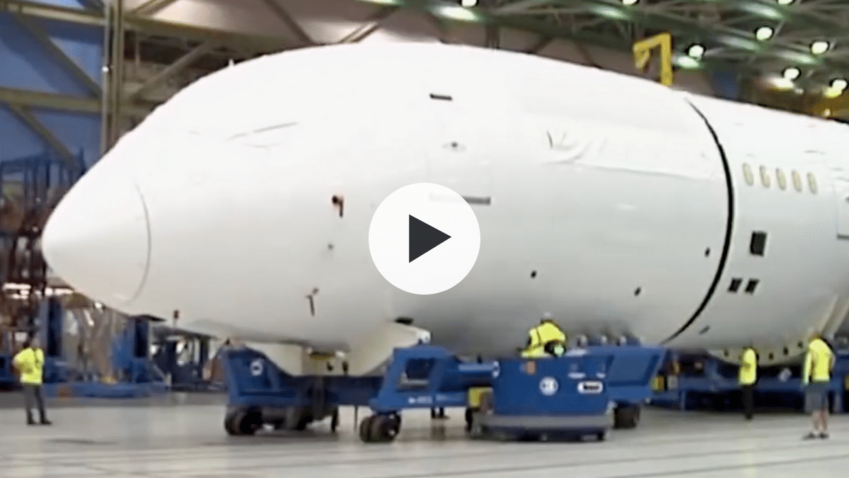 How the Boeing 787 Dreamliner is put together within the space of two days