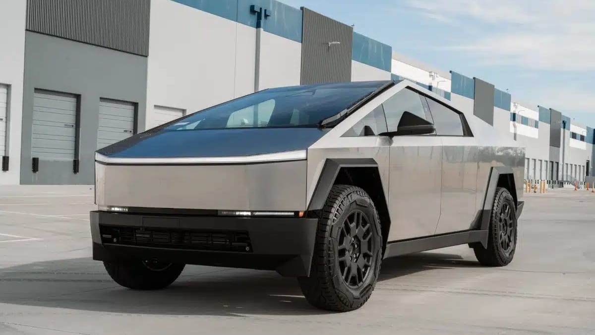 tesla-cybertruck-cyberbeast-