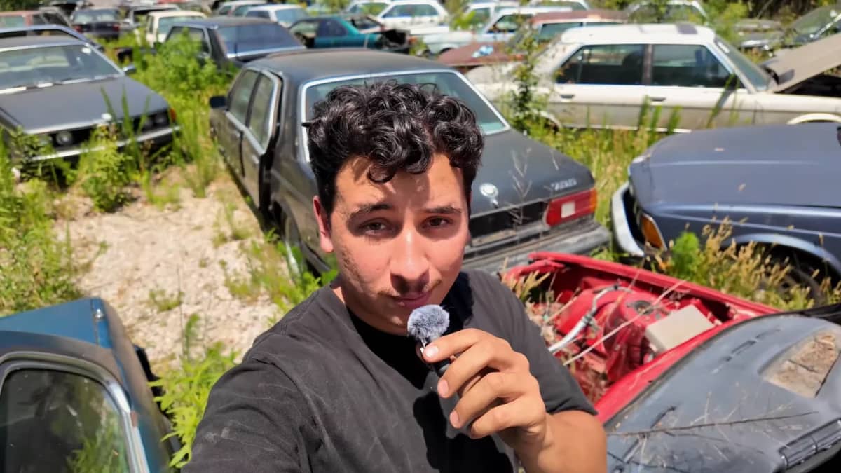 us-man-buys-200-abandoned-cars-facebook-marketplace