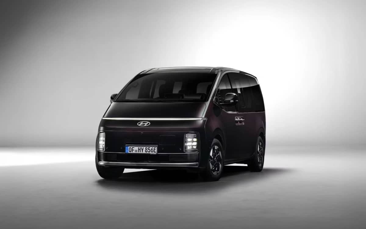 2026-hyundai-staria-electric-has-9-seats-and-charges-faster-than-most-smartphones
