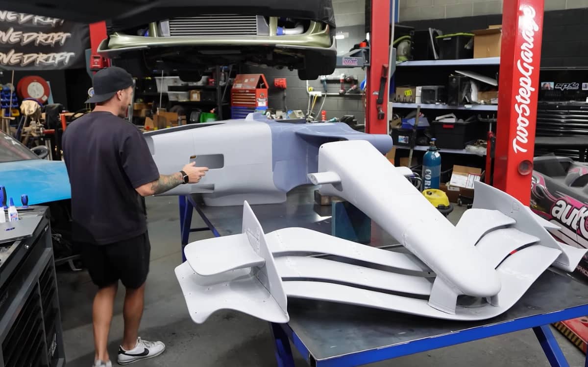 man-3d-printing-f1-car-took-hours-to-print-wing