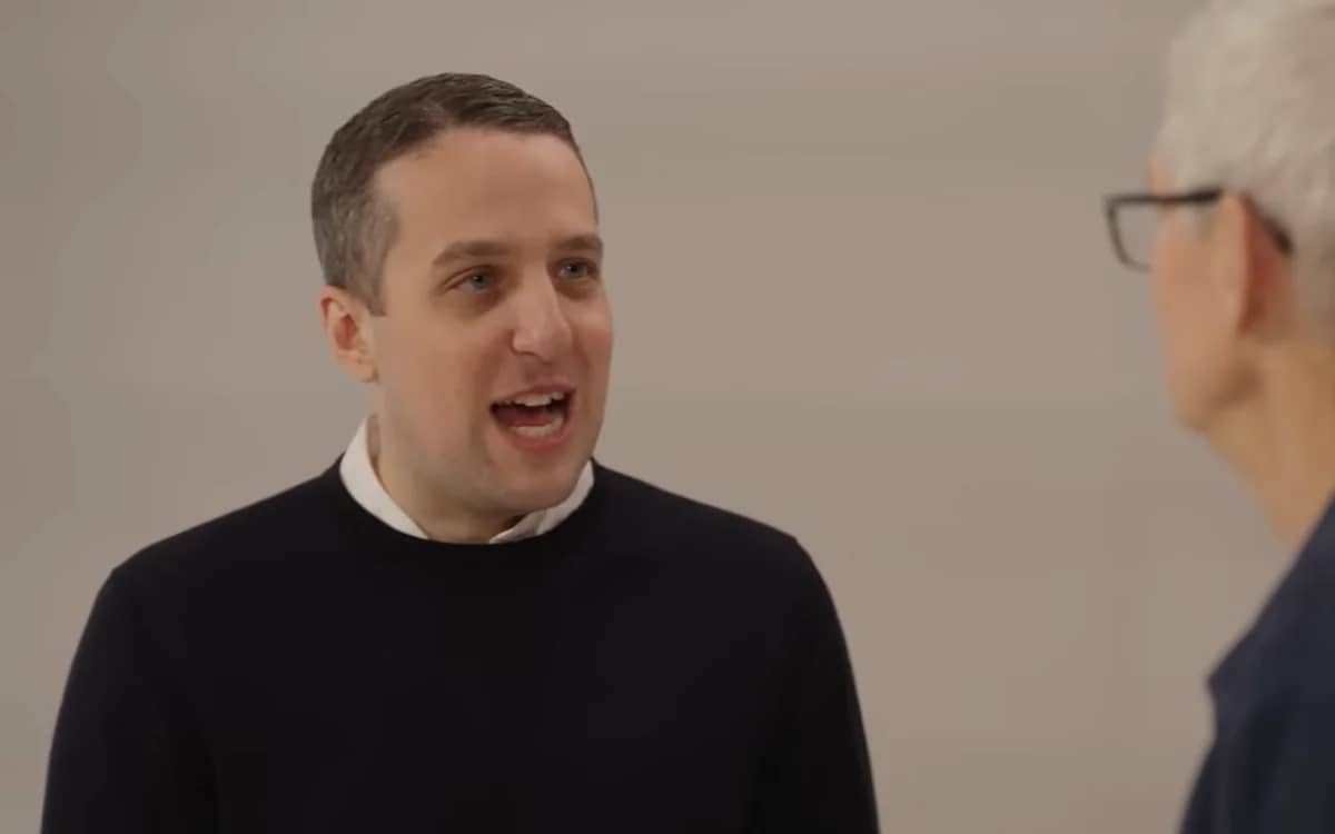 Man gets exclusive look at Apple prototypes so rare even Tim Cook hadn’t seen them