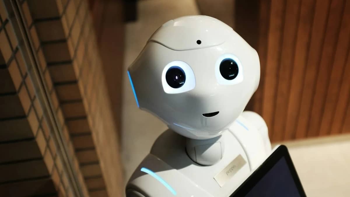 Scientists warn AI could become capable of Darwinian evolution and keep adapting to survive in ways we can't predict