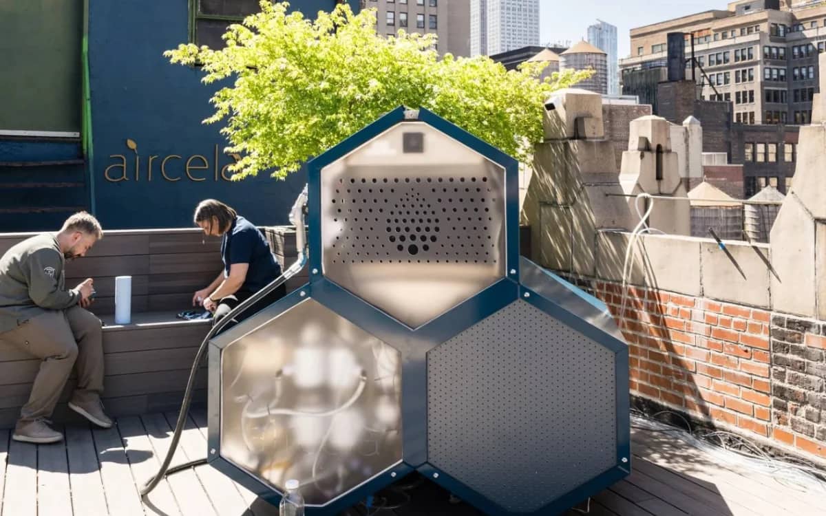 new-york-startup-claims-machine-can-make-gasoline-out-of-thin-air