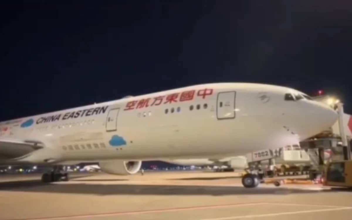 china-eastern-airlines-launches-worlds-longest-direct-flight
