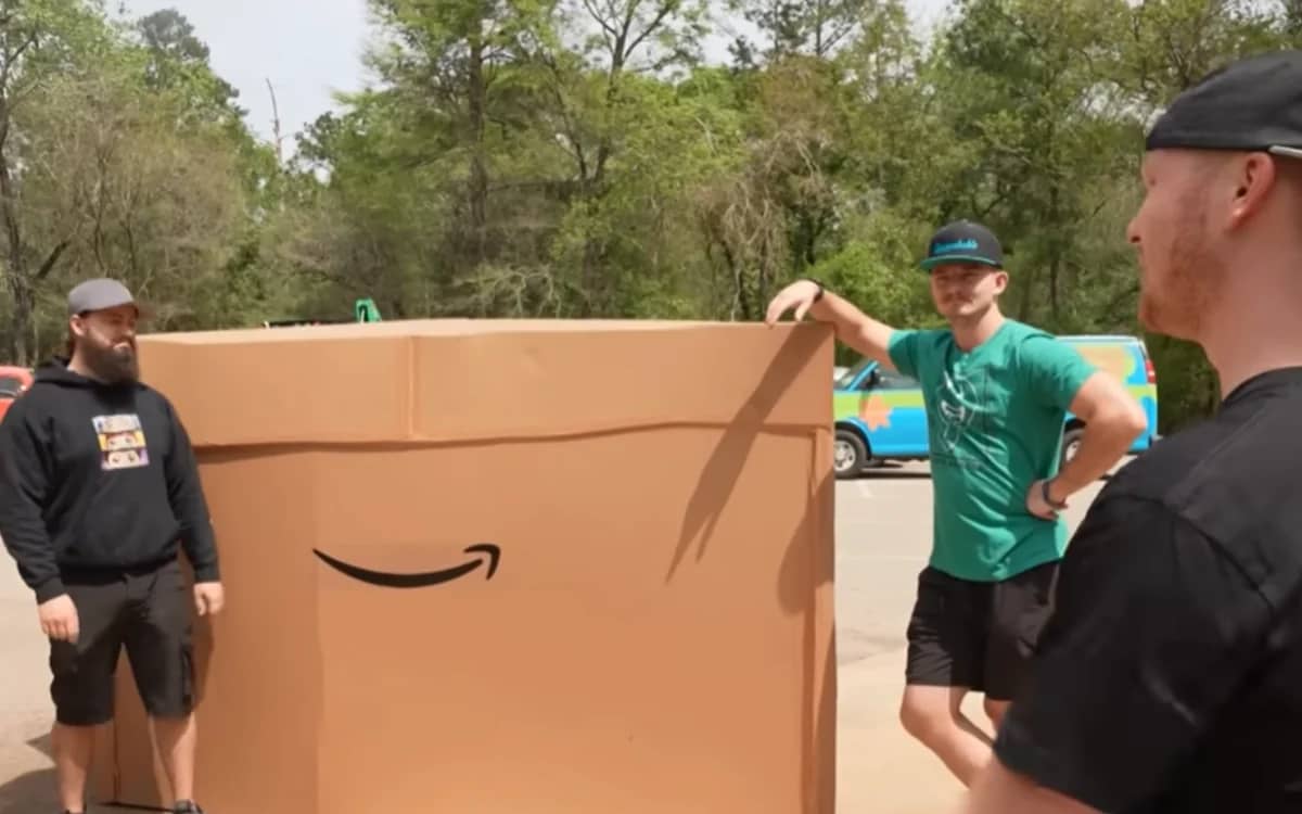 texas-youtubers-car-from-amazon-shocked-during-the-test-drive