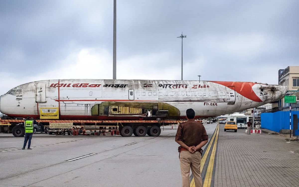 air-india-forgotten-boeing-737-bill-kolkata