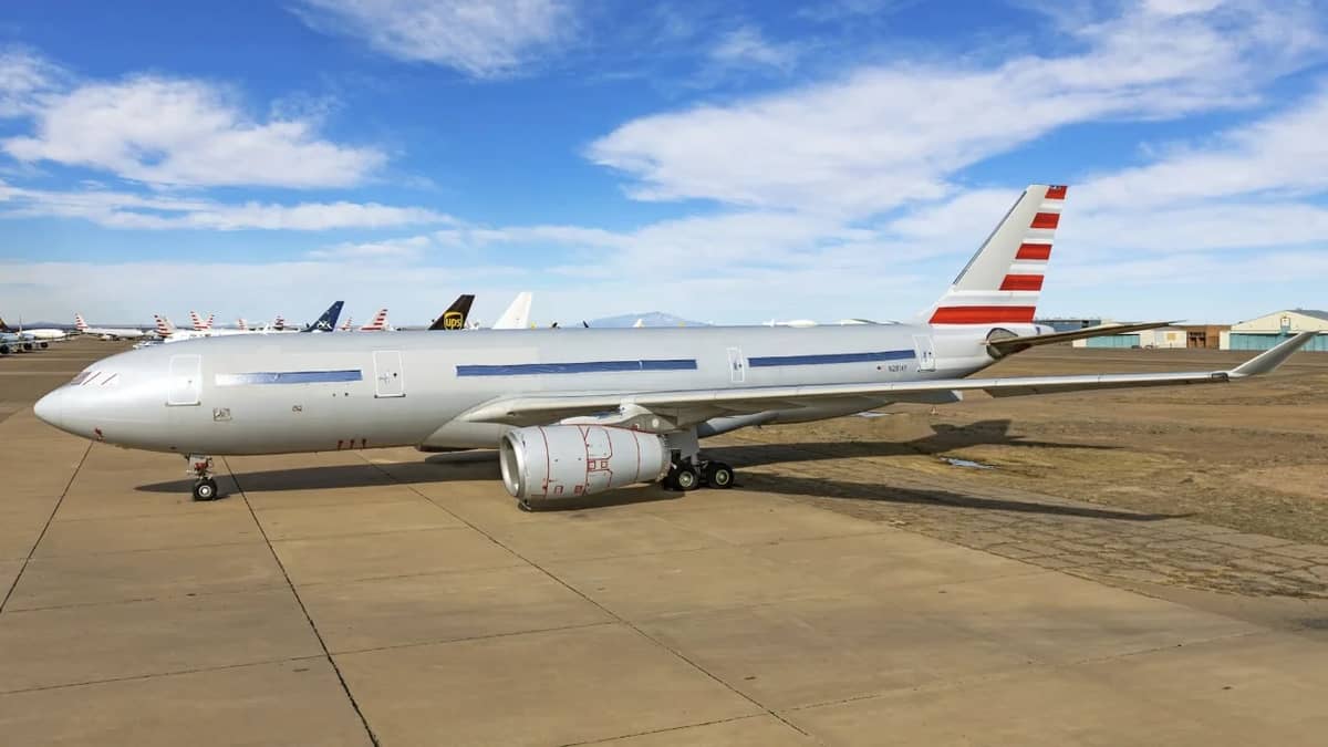 eight-american-airlines-a330s-flying-again-mexico-desert