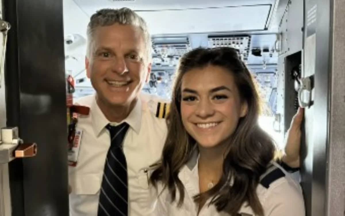 pilot-six-months-into-career-ended-up-on-her-dads-radio-frequency