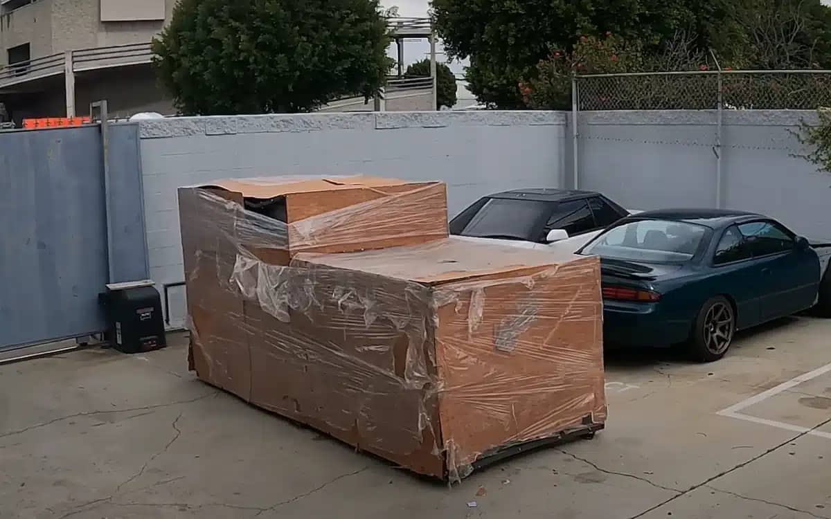 americans-unboxed-cheapest-chinese-truck-alibaba-shocked