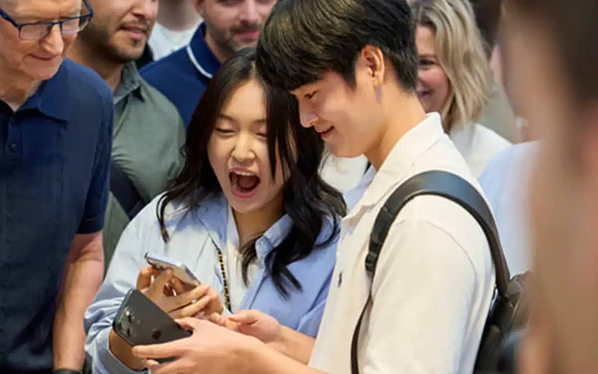 People are freaking out after discovering an iPhone feature is one long list, not a loop