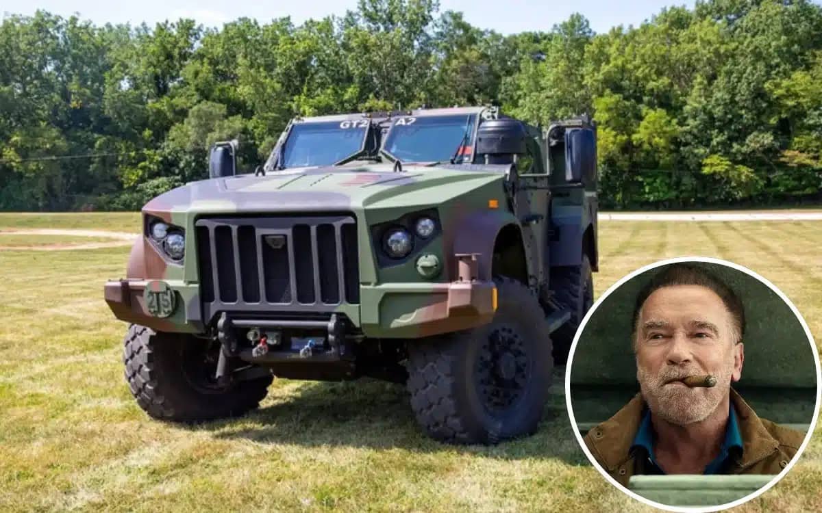 arnold-schwarzenegger-doorless-hummer-h1-in-la