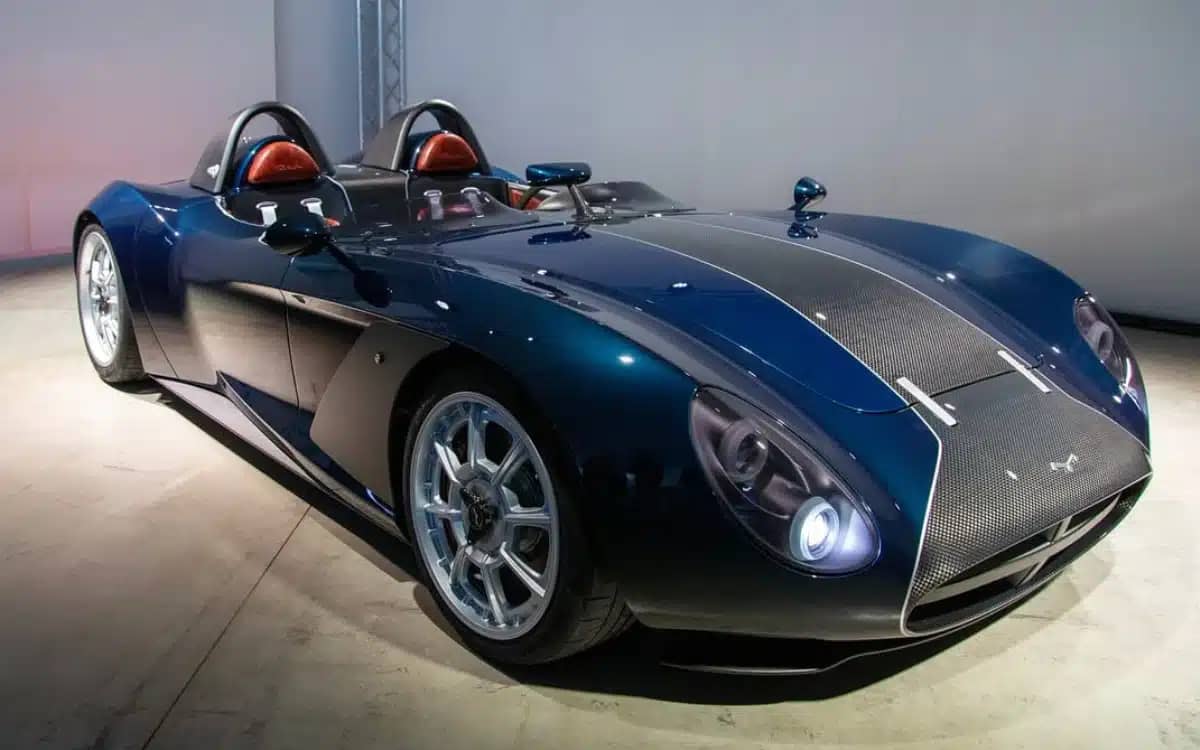 New Italian sports car debuts with enough beauty to leave you reeling