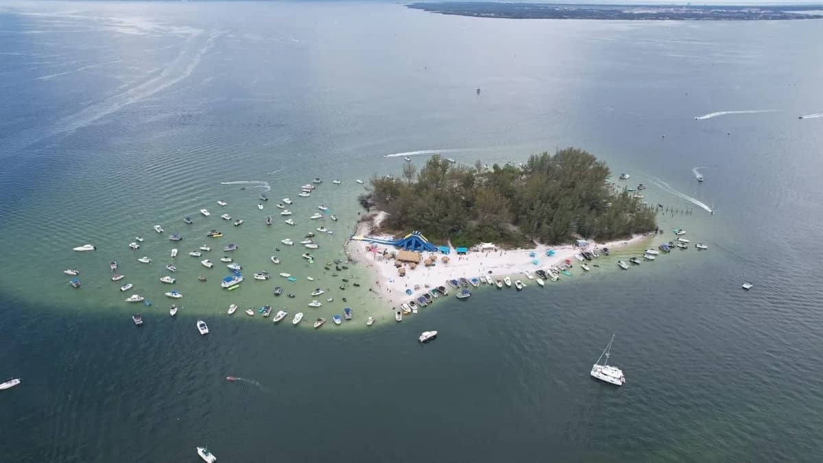florida-friends-buy-deserted-beer-can-island