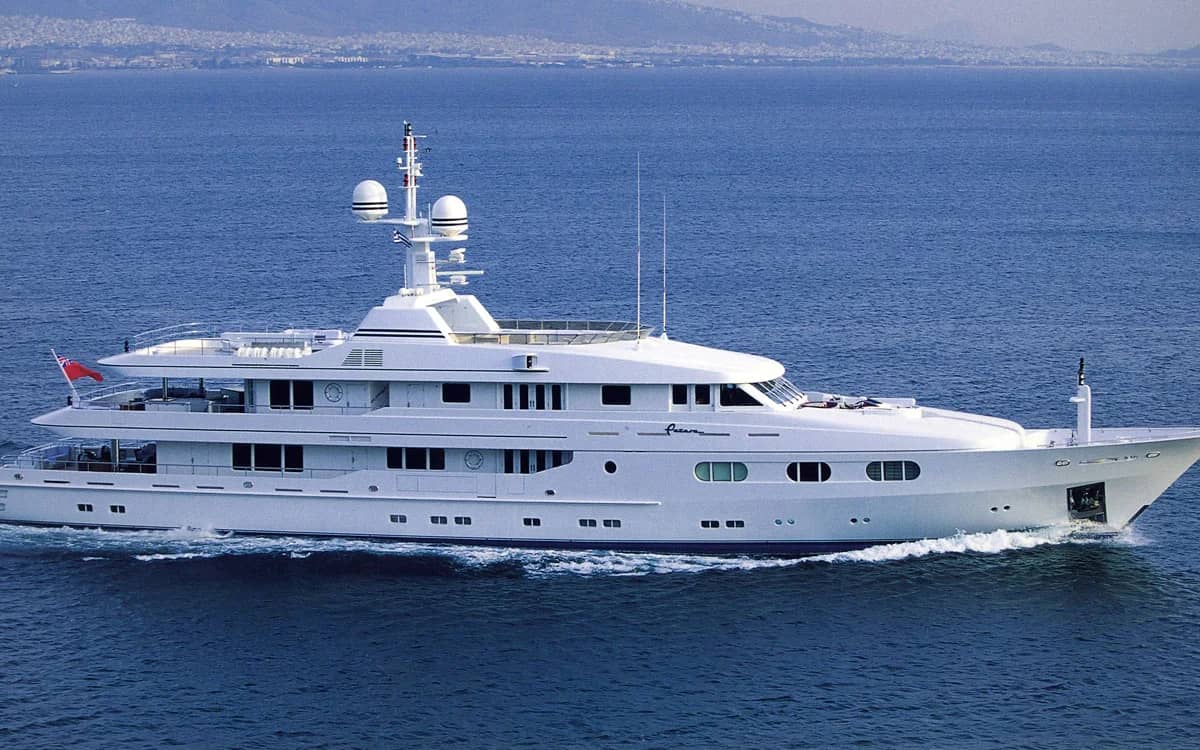 formula-1-mogul-bernie-ecclestone-sells-22000000-superyacht-lists-second