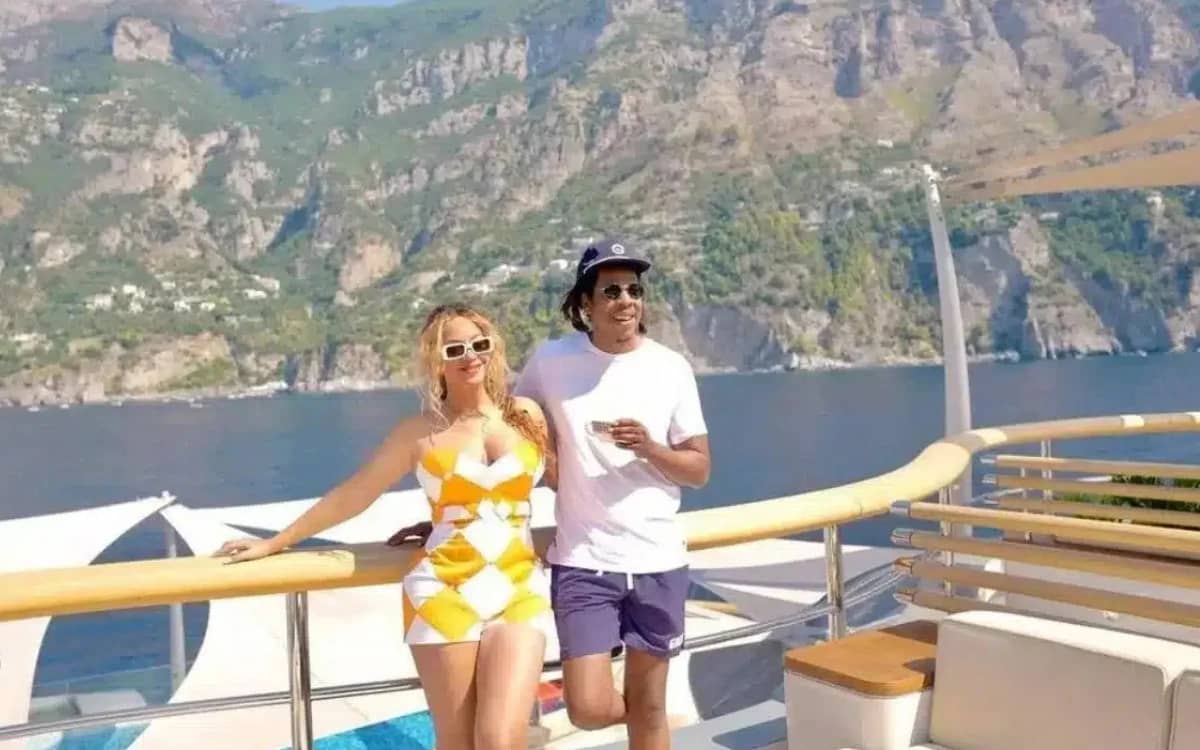 beyonce-jay-z-tip-superyacht-flying-fox