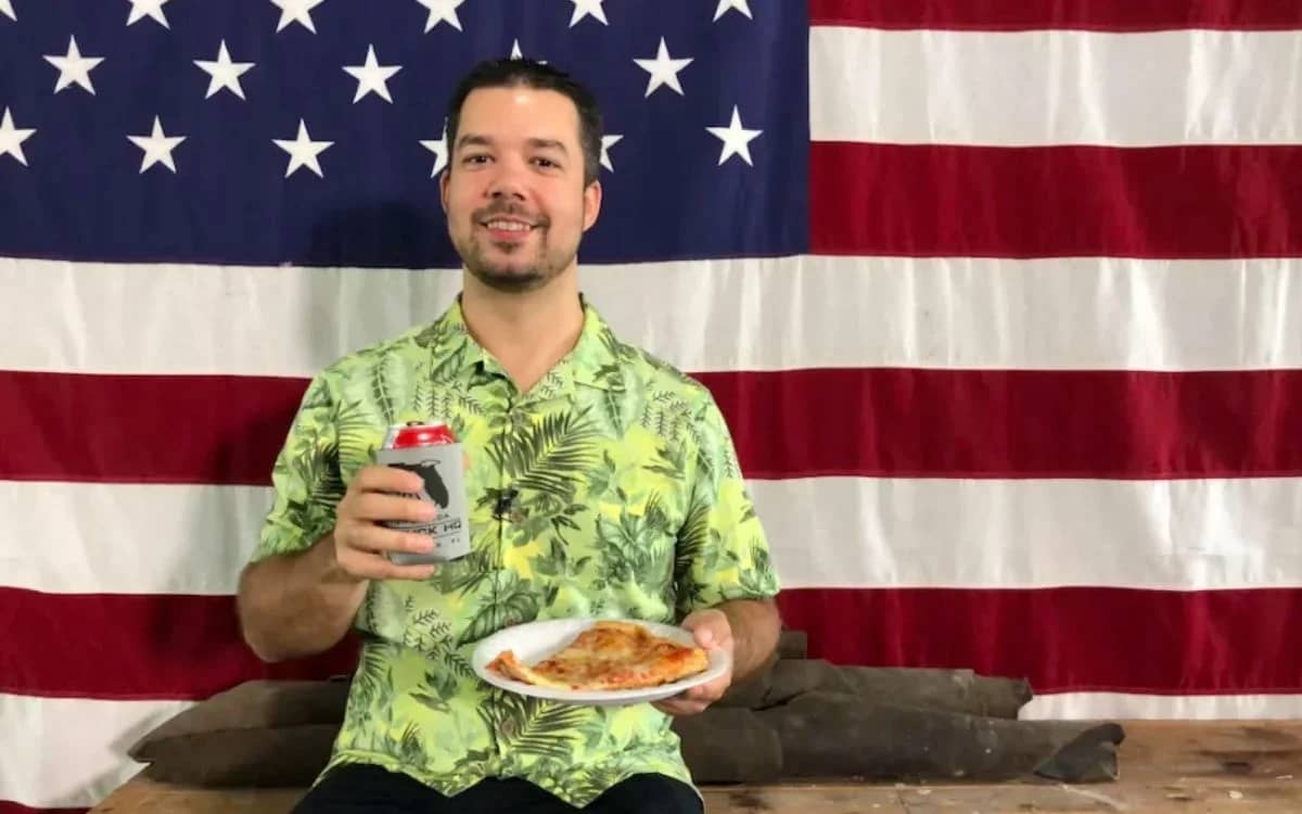 People didn't realize the man who spent 10,000 bitcoin on pizza actually blew billions more on other orders