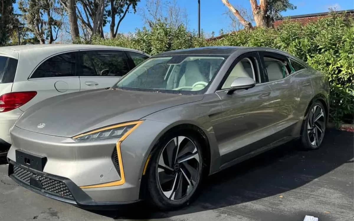chinese-ev-prototype-abandoned-in-california