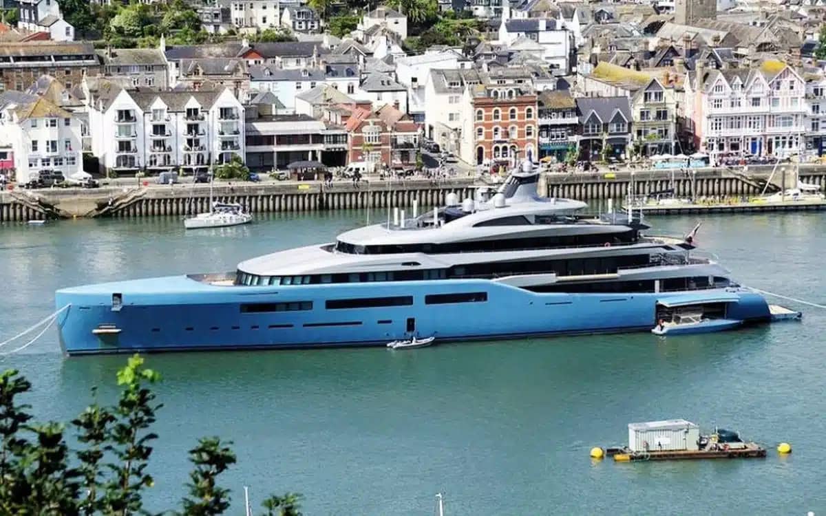 billionaire-ex-premier-league-owner-english-town-superyacht