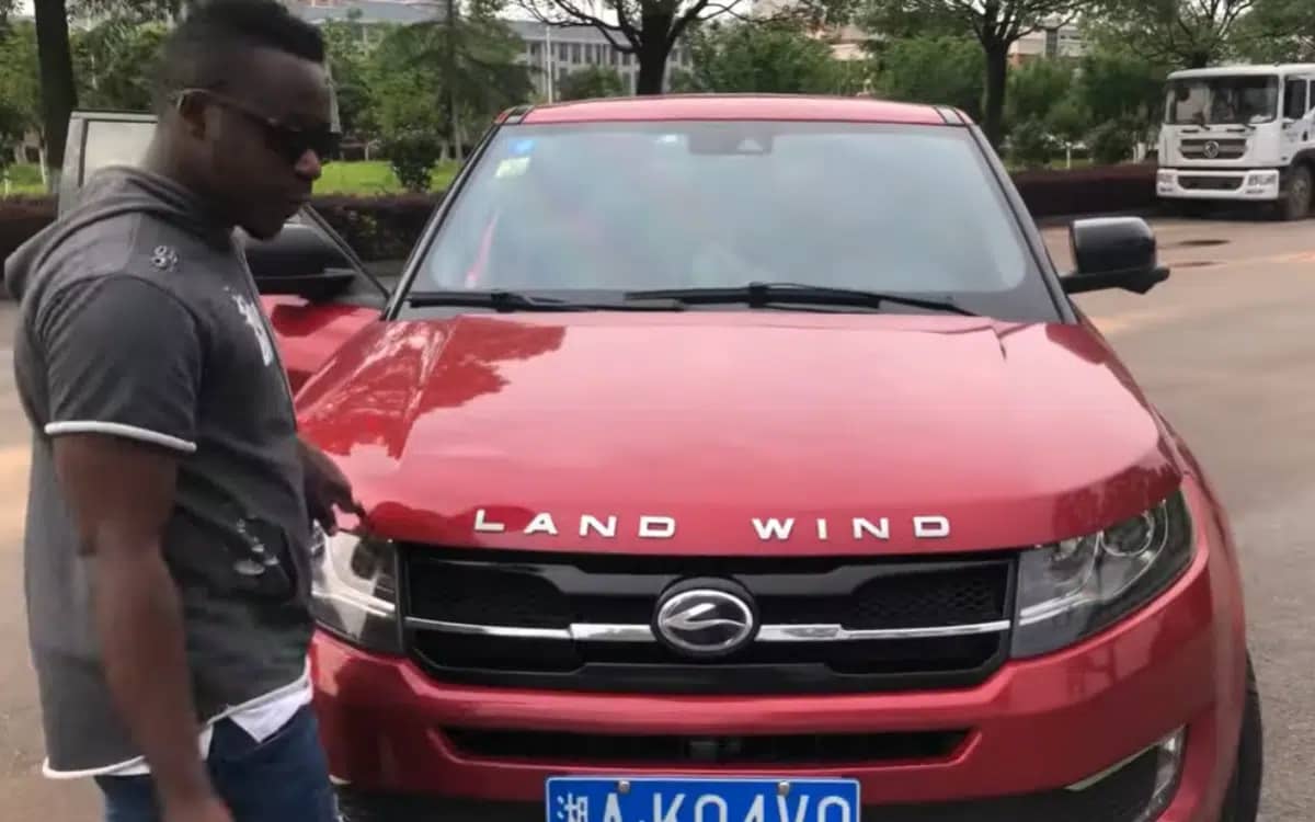 man-bought-a-chinese-land-rover-landwindx7-fake-replica-replace-branding-1200