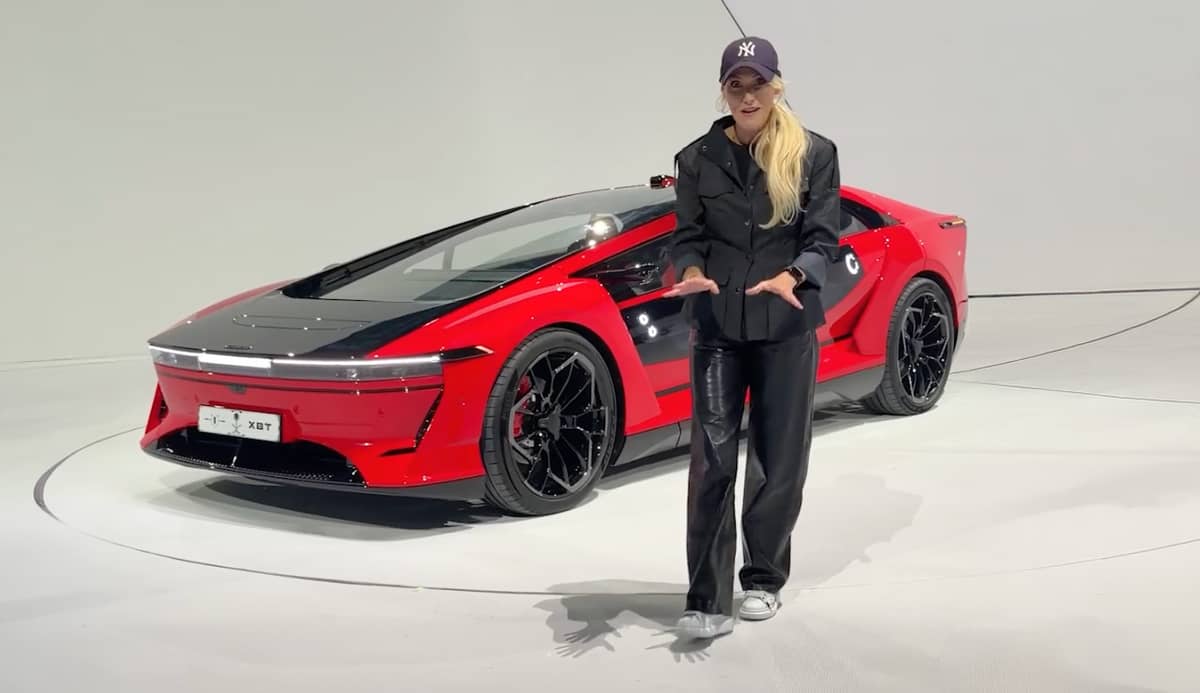 Supercar Blondie got to see Saudi Arabia's first ever production car the Ceer Exobot Sedan and it has so many cool details