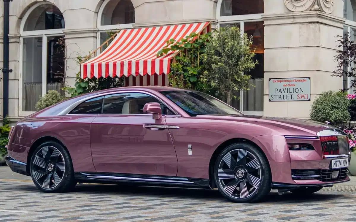 Rolls-Royce unveils one-of-a-kind floral Spectre for luxury event in Britain