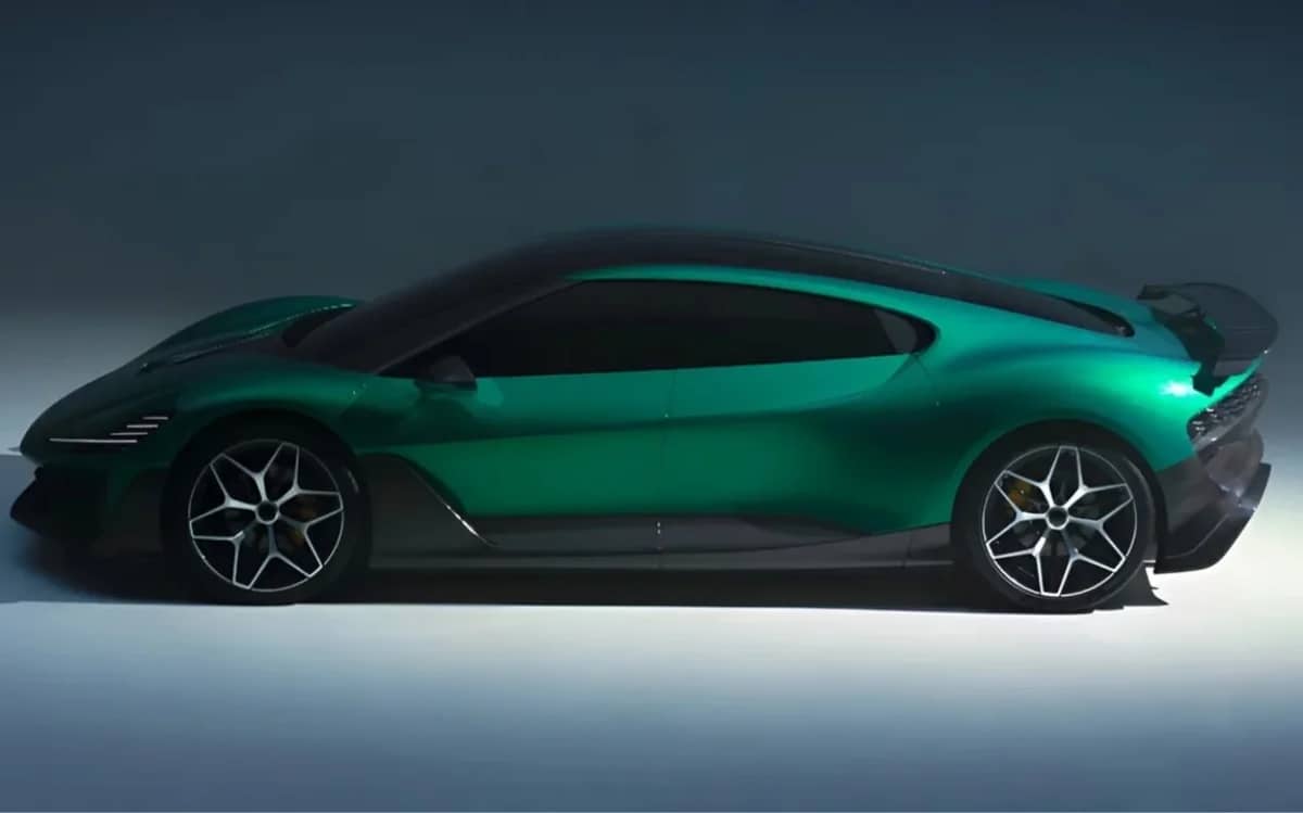 Chinese vacuum brand Dreame has teased a new 1,000 hp EV hypercar that can hit 62 mph in just 1.8 seconds