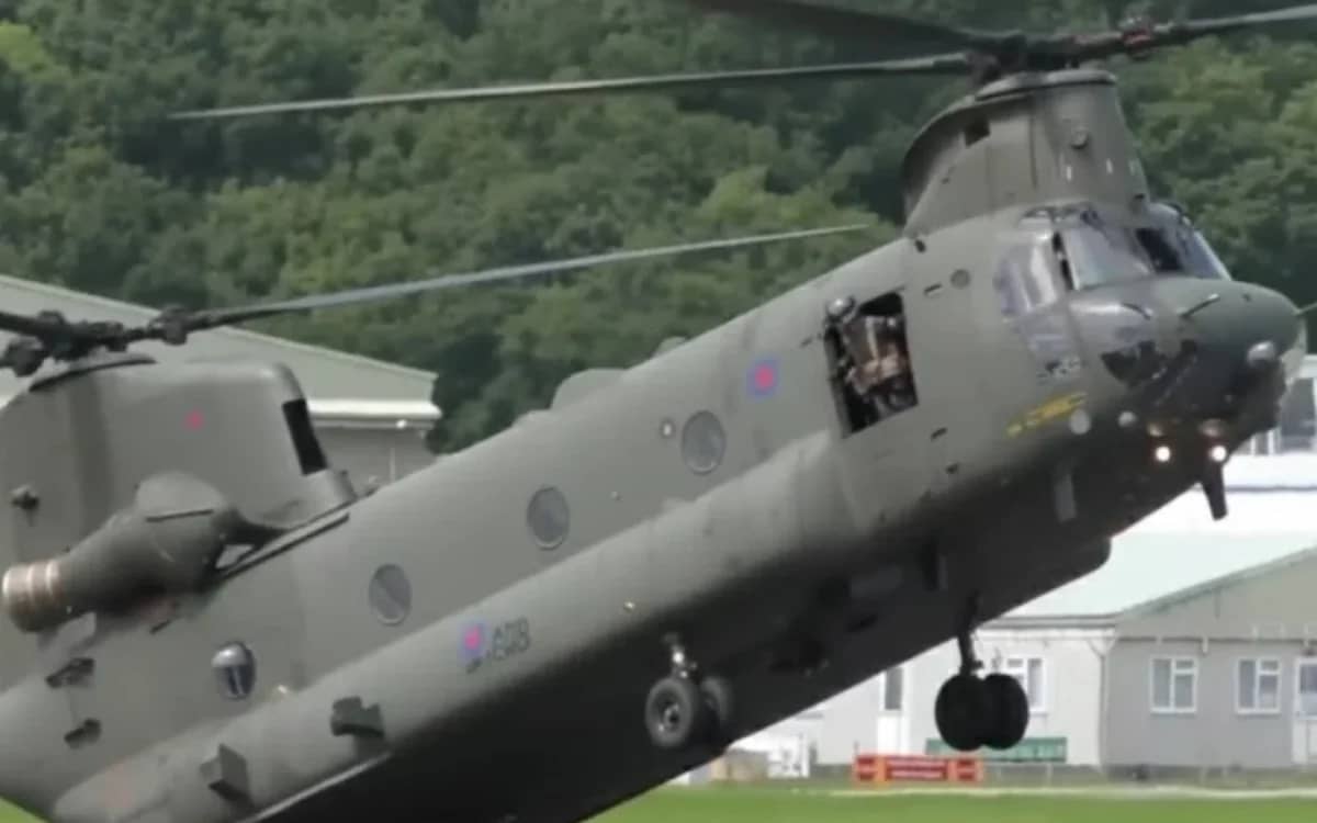 boeing-ch-47-chinook-wheelie-landing
