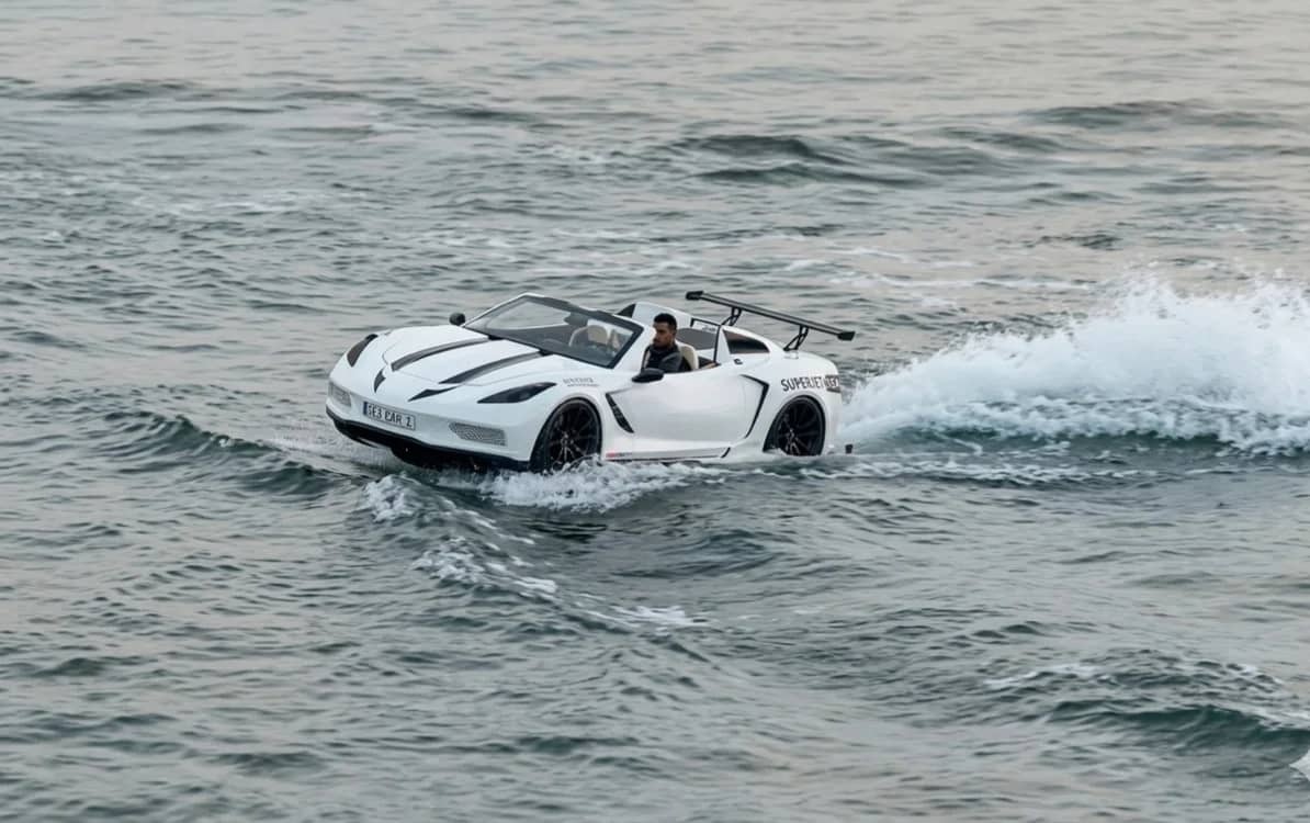 cristiano-ronaldo-watercar-madeira-vacation