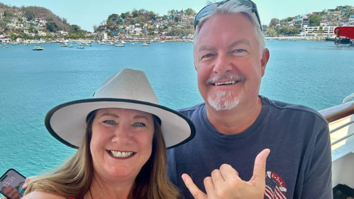 us-couple-cruise-ship-15-years-leaving-hawaii