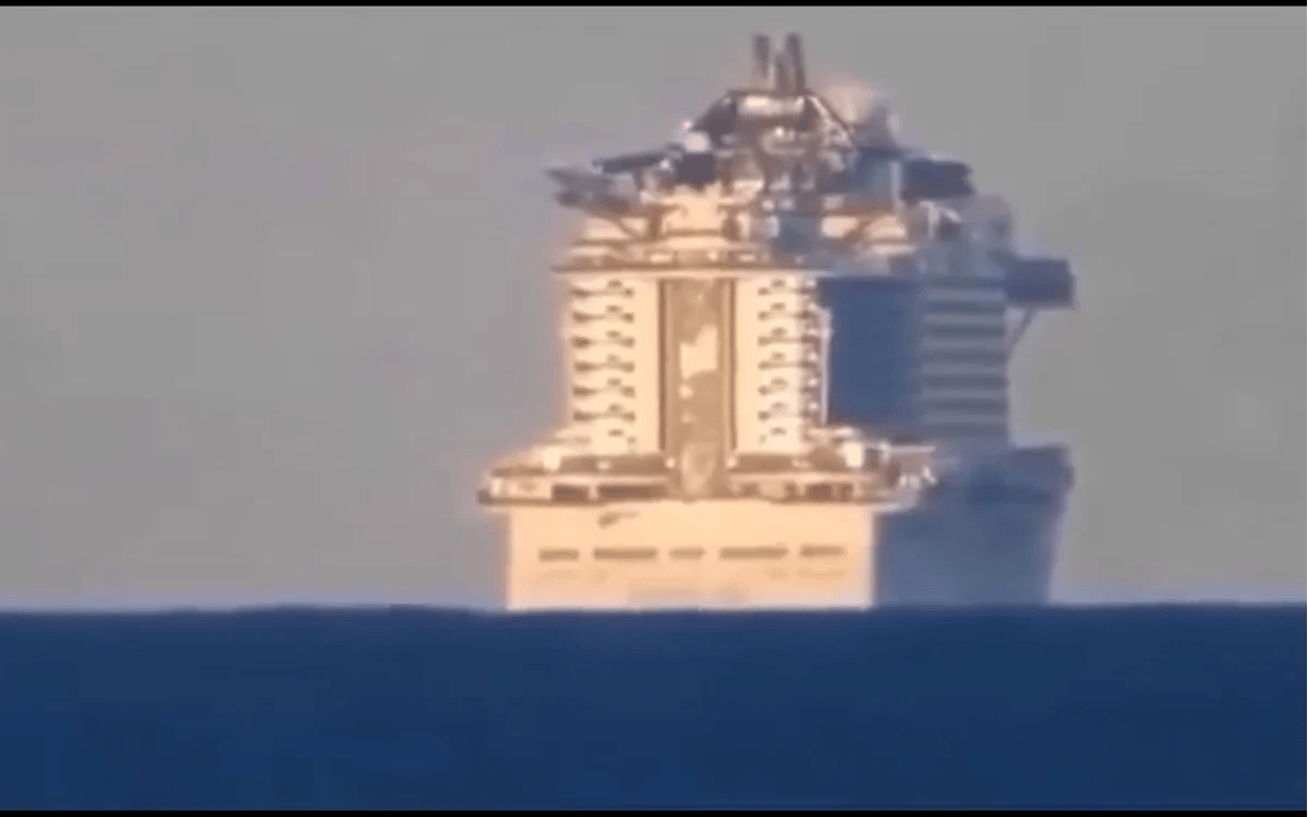 man-recorded-cruise-ship-sailing-away-shutting-up-flat-earthers