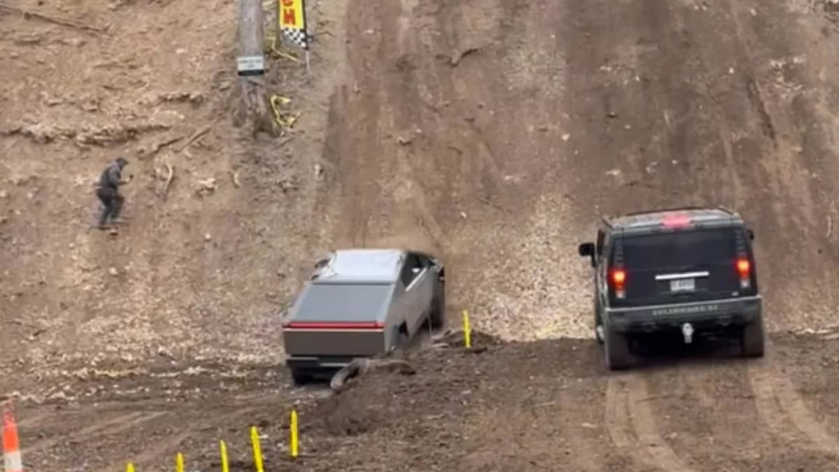 tesla-cybertruck-hummer-hill-climb-challenge