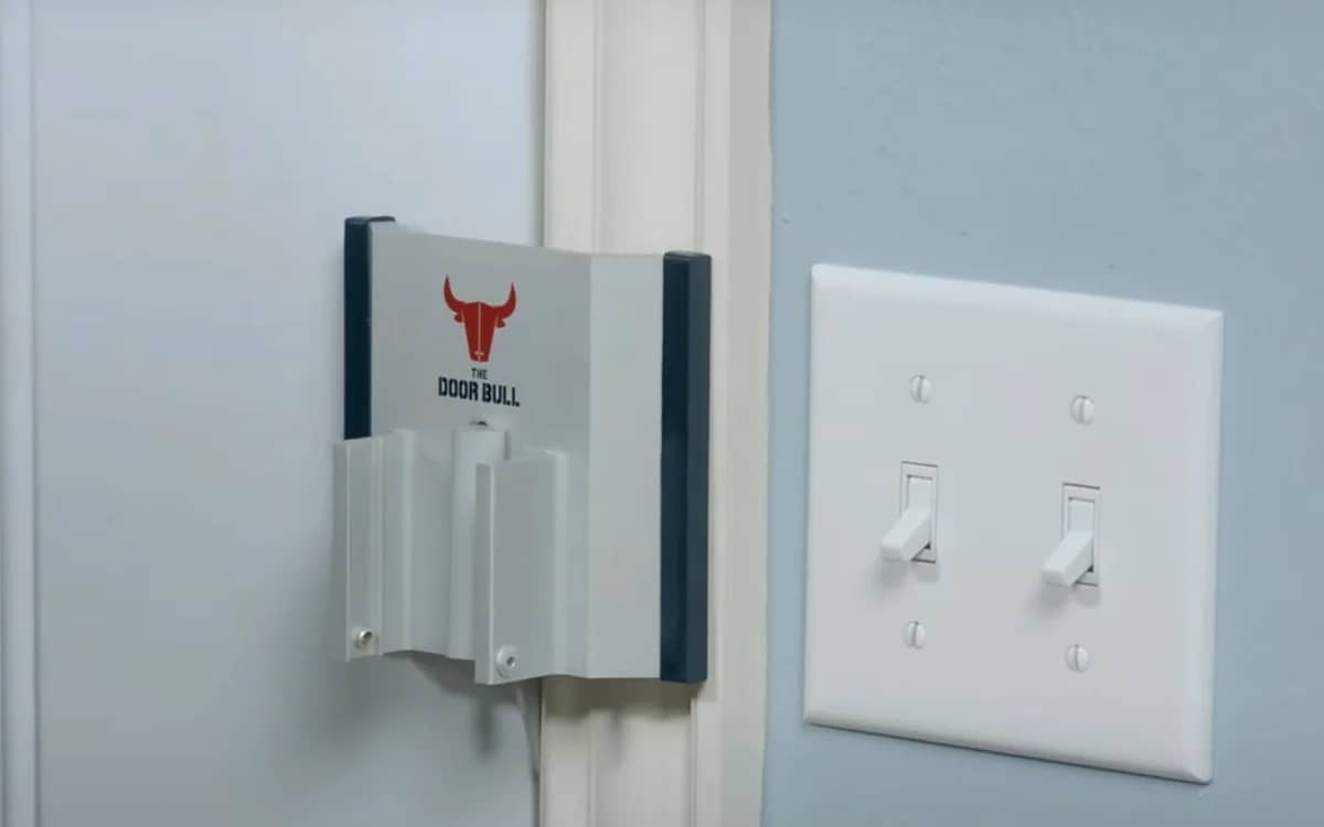 Arizona teenager invents genius gadget that helps to make doors much more secure