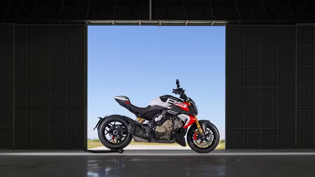Ducati's new muscle-cruiser superbike hits 60 mph in just 2.43 seconds while staying entirely in first gear