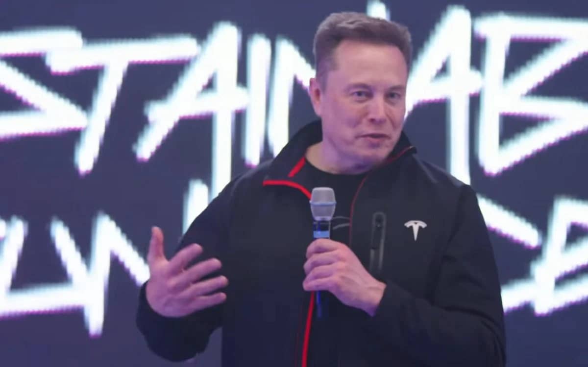 elon-musk-to-become-worlds-first-trillionaire-tesla-deal